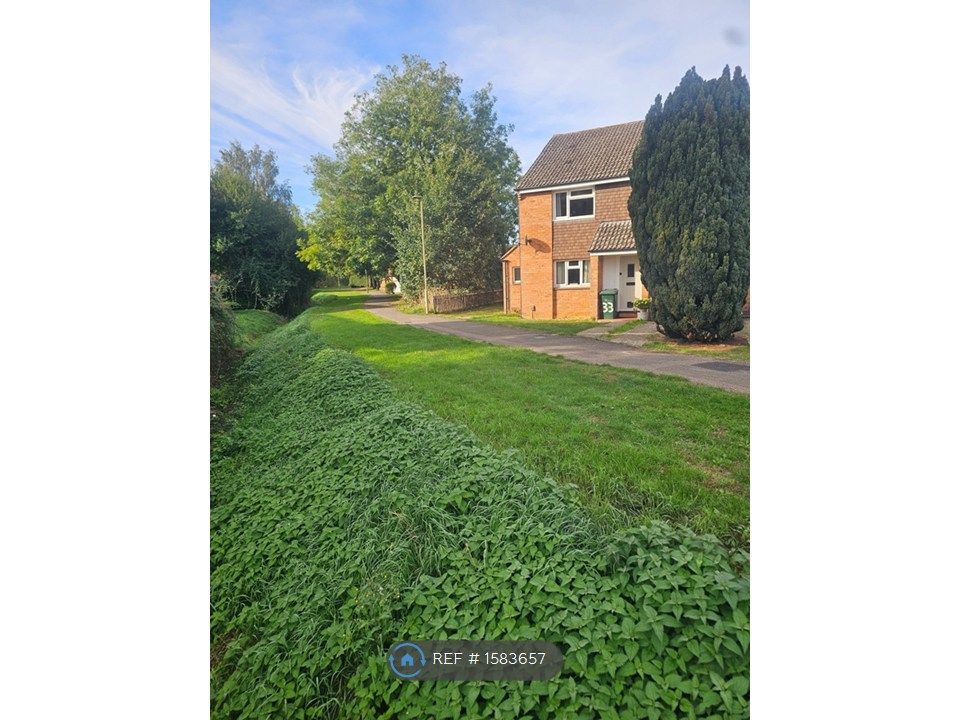 Property photo 3 of 11 Frontage Area