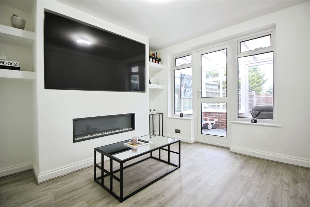 Property photo 2 of 8 Picture No. 02