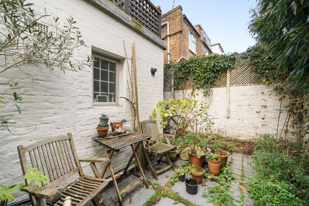 Property photo 1 of 7