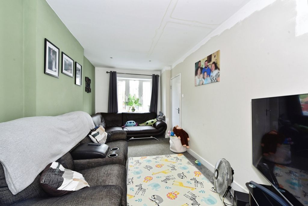 Property photo 2 of 13 Pbox-Img.Jpg