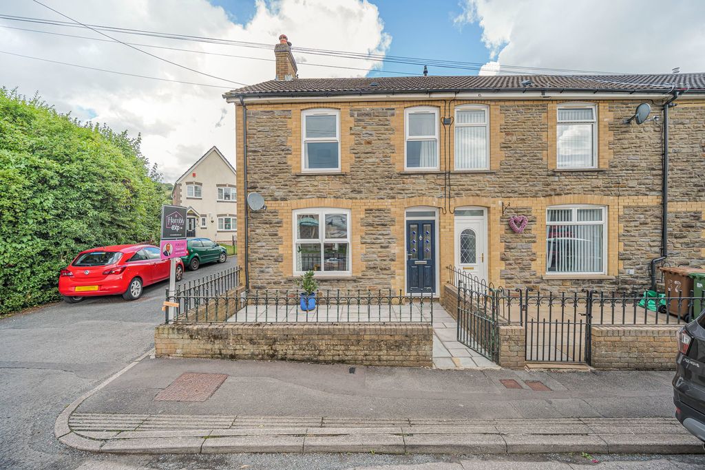 Property photo 2 of 24