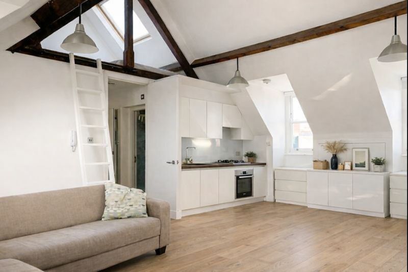 Property photo 2 of 5 Picture No. 12