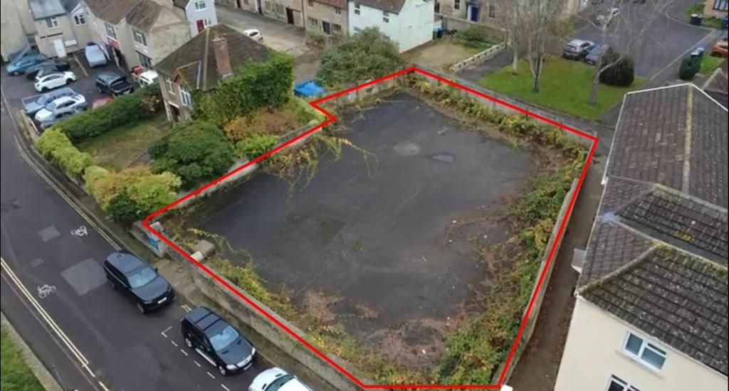 Property photo 1 of 2 Photo 2