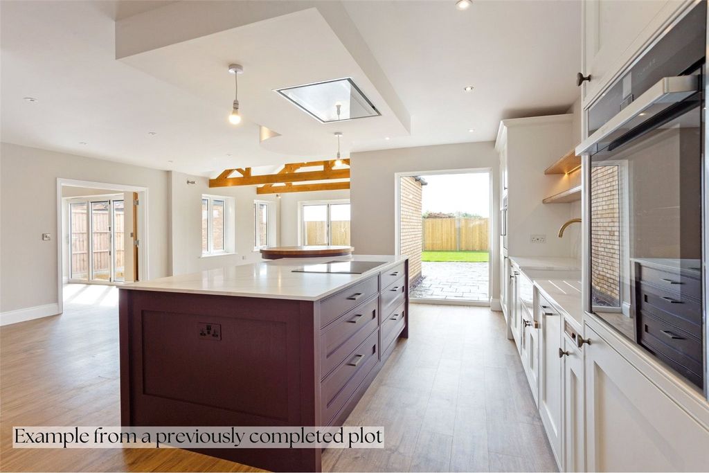 Property photo 3 of 8 Kitchen Example