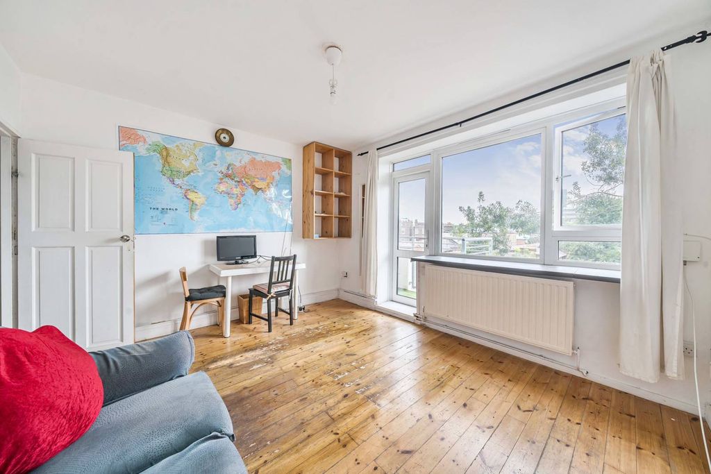 Property photo 1 of 19