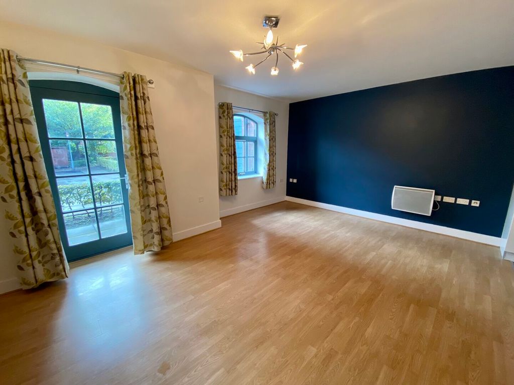 Property photo 2 of 11 Img_33931_1_Original.Jpg