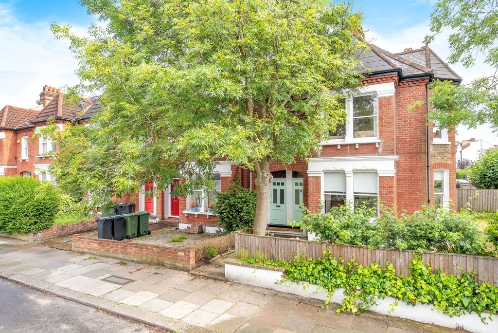 Property photo 2 of 11 Picture No. 36