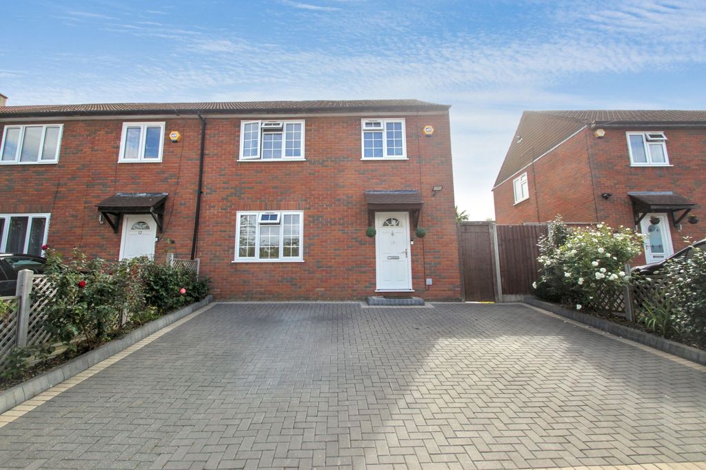 Property photo 1 of 23