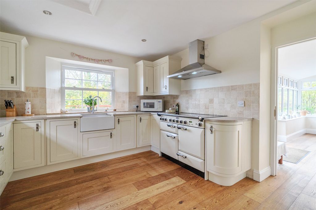 Property photo 3 of 19 Picture No. 05
