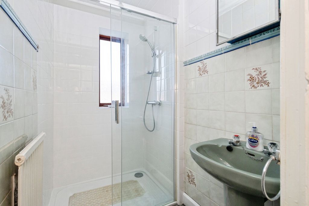 Property photo 3 of 22 Pbox-Img.Jpg