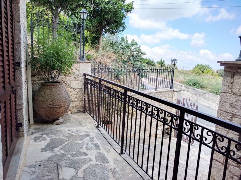 Property photo 2 of 14 Balcony