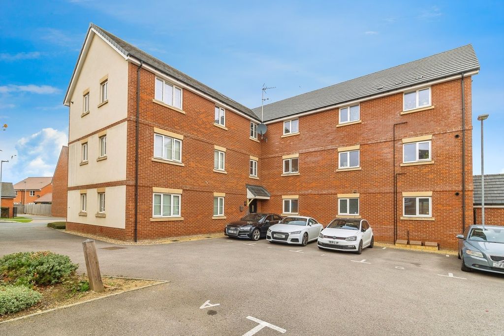 Property photo 1 of 13