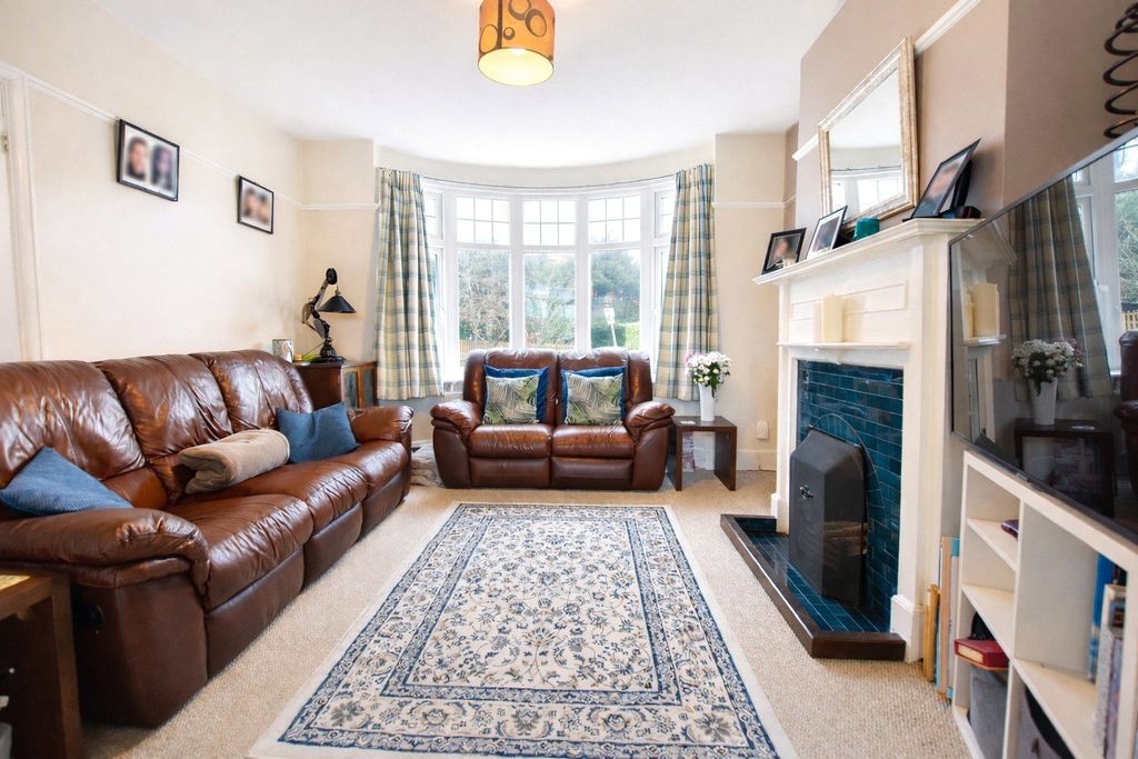 Property photo 3 of 12 Picture No. 11