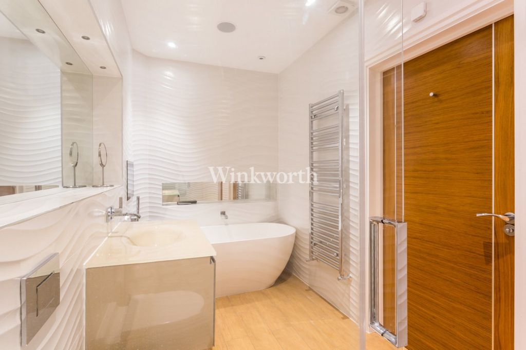 Additional image 8 of 2 bed flat for saleBayview House, 20 Uplands Park Road, Enfield EN2