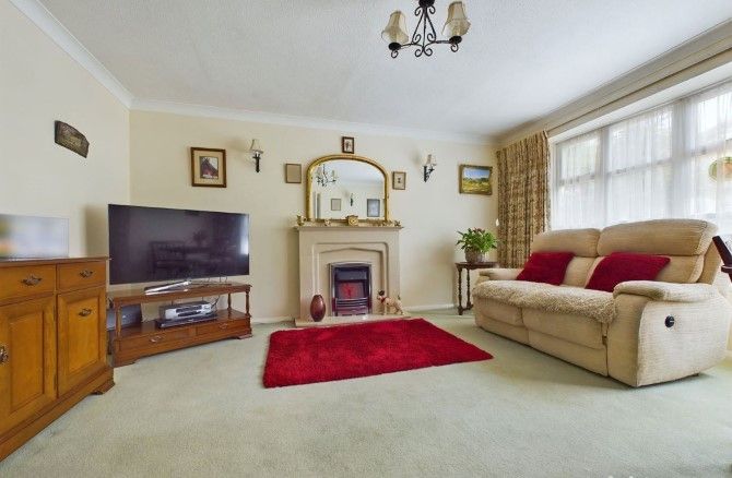 Property photo 2 of 19