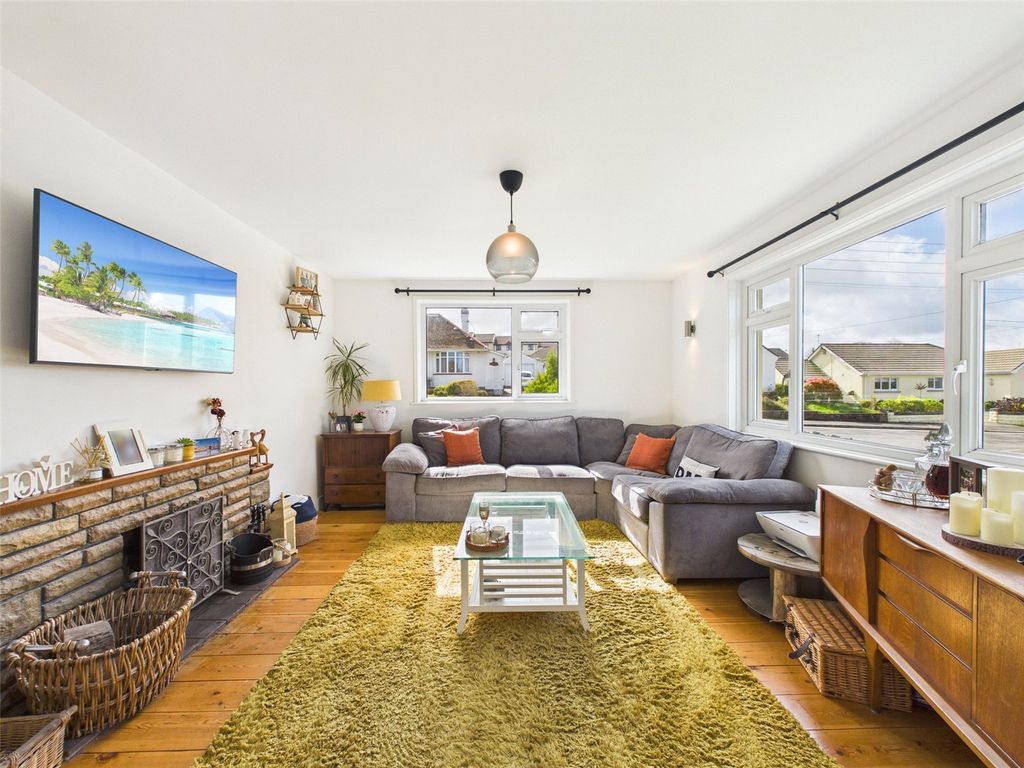 Property photo 2 of 16 Picture No. 01