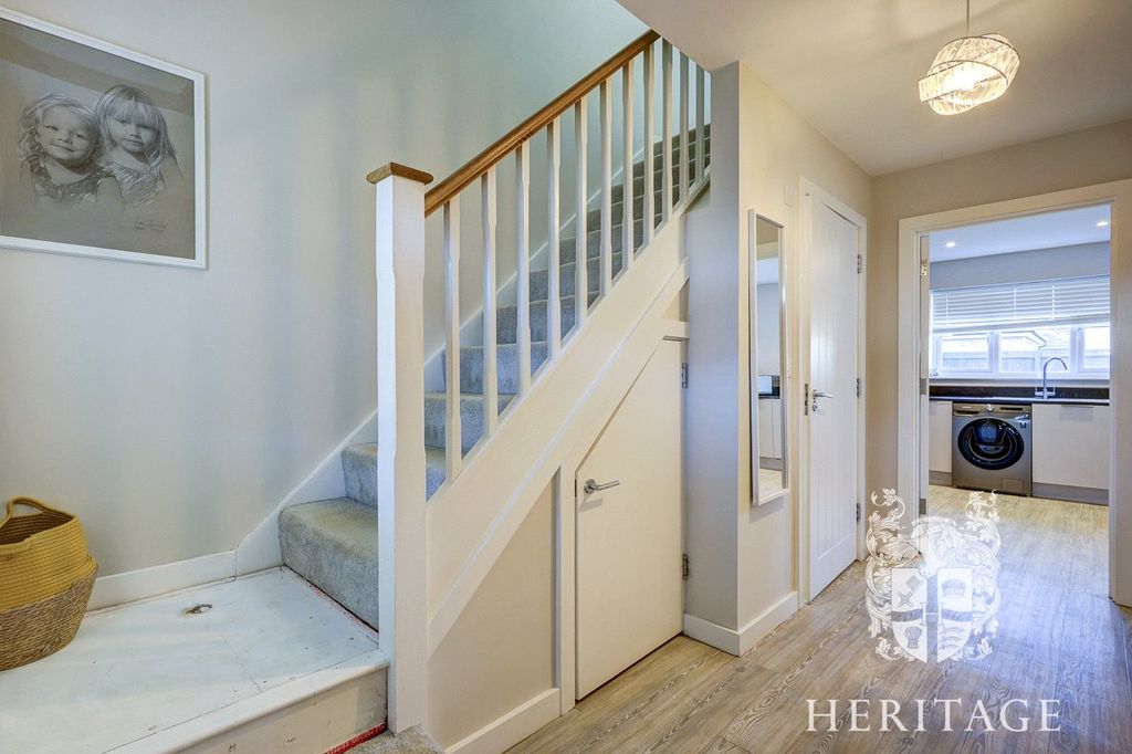 Property photo 3 of 19 Picture No. 02