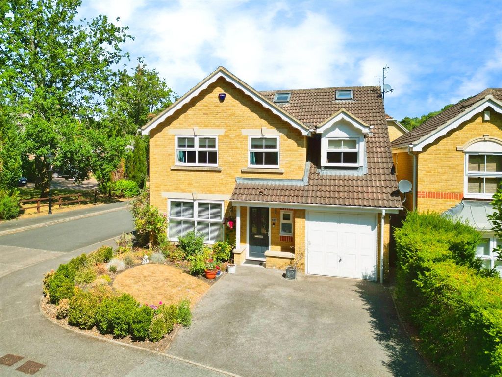 Property photo 1 of 24 Picture No. 16
