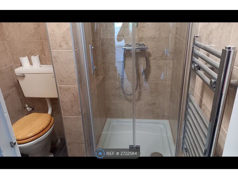 Property photo 2 of 9 Downstairs Shower Room