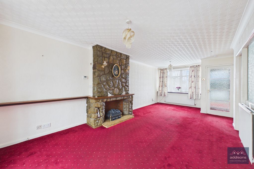 Property photo 2 of 17 Photo 8