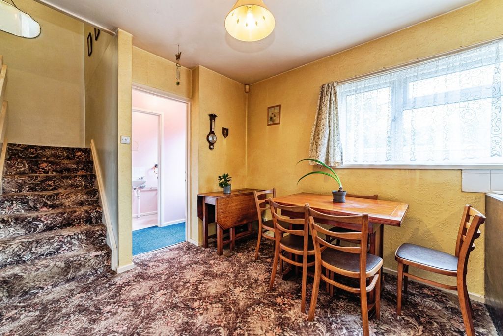 Property photo 2 of 16 Pbox-Img.Jpg