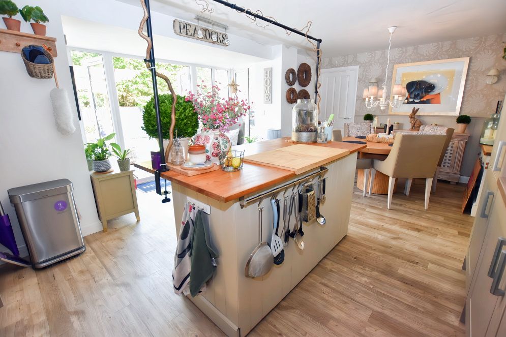 Property photo 3 of 29 Dining Kitchen 2