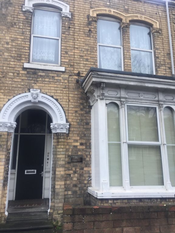 Property photo 1 of 6 Frontal