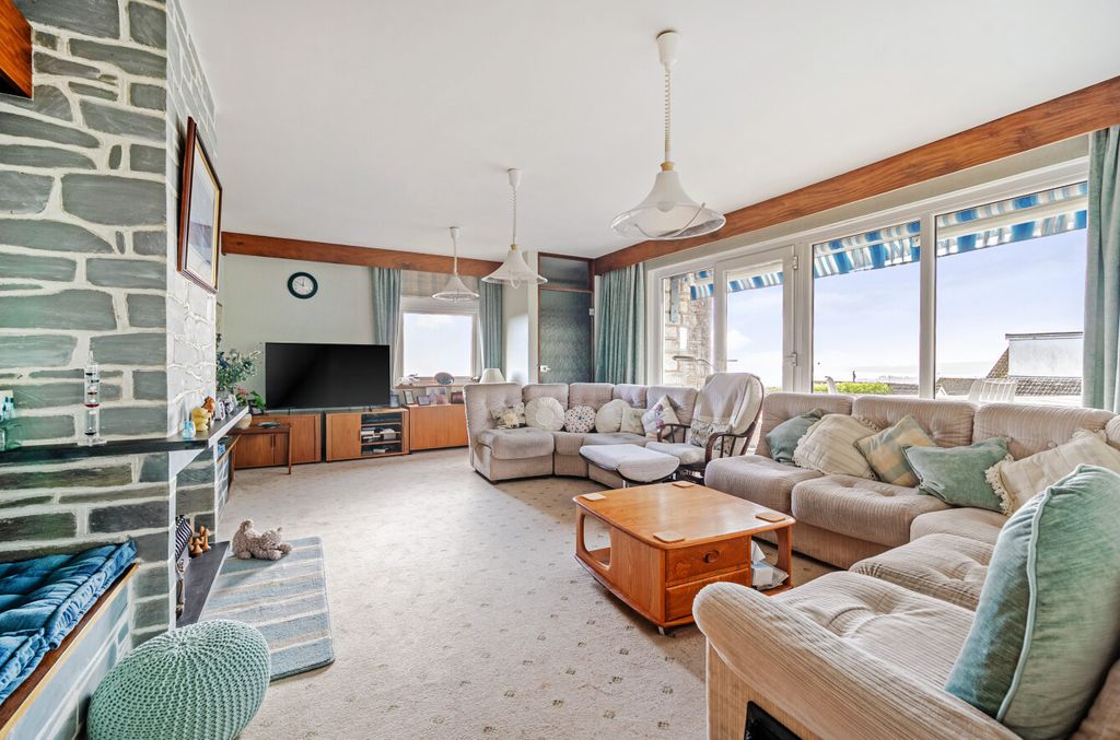 Property photo 3 of 35 1429894-14-69Dcdc...