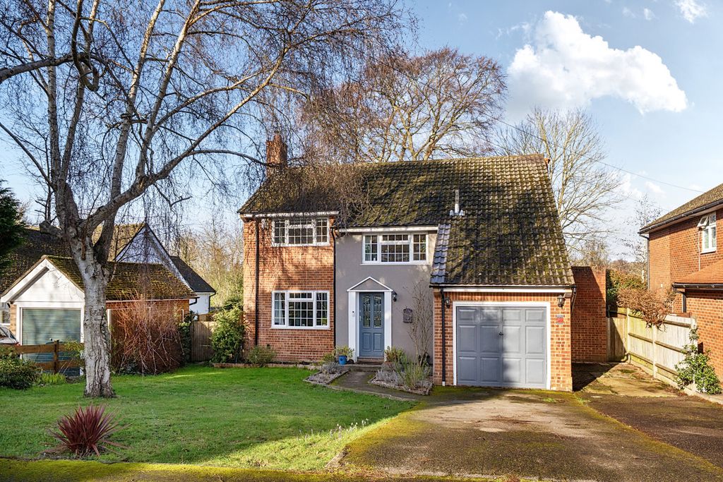 Property photo 1 of 21 1414762-11-699445...