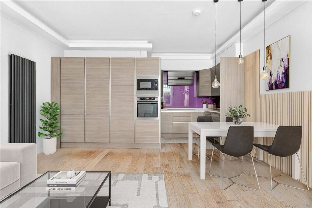 Property photo 3 of 15 Picture No. 25