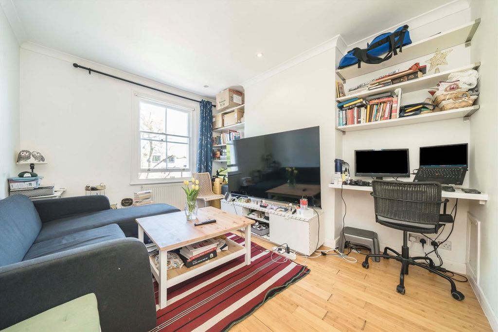 Property photo 3 of 4
