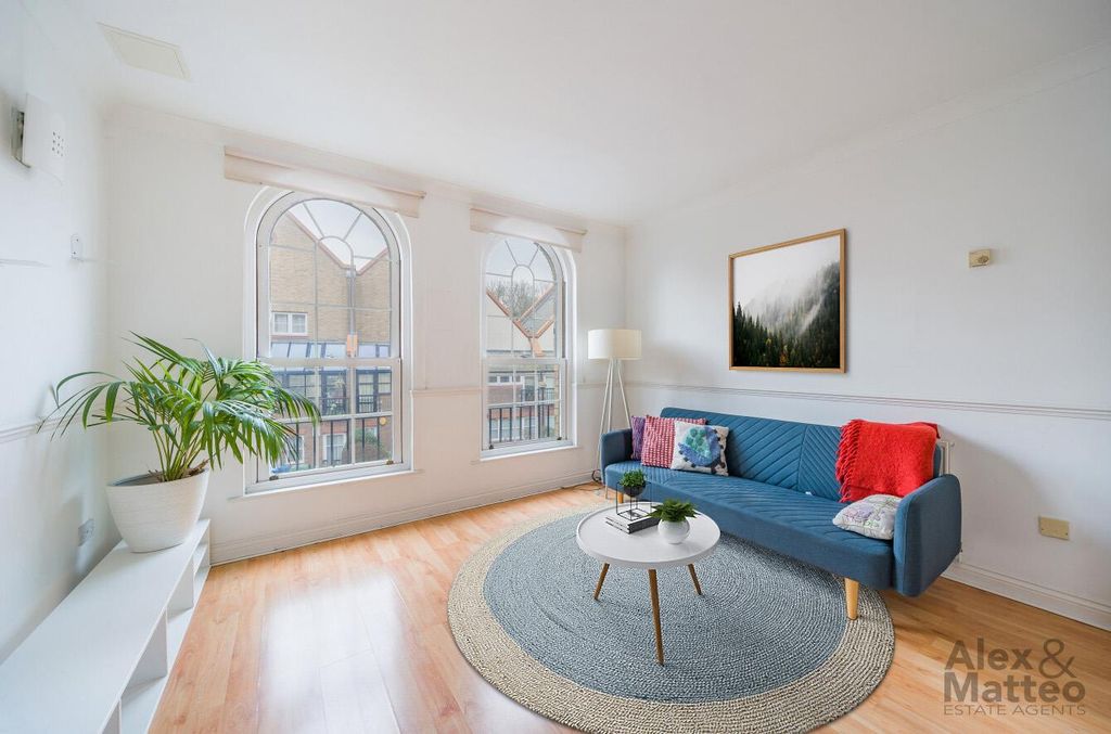 Property photo 1 of 11 Edward Square
