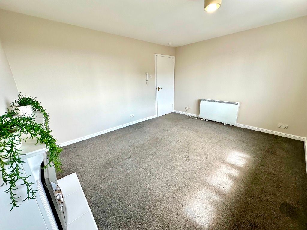 Property photo 3 of 13 Photo 3