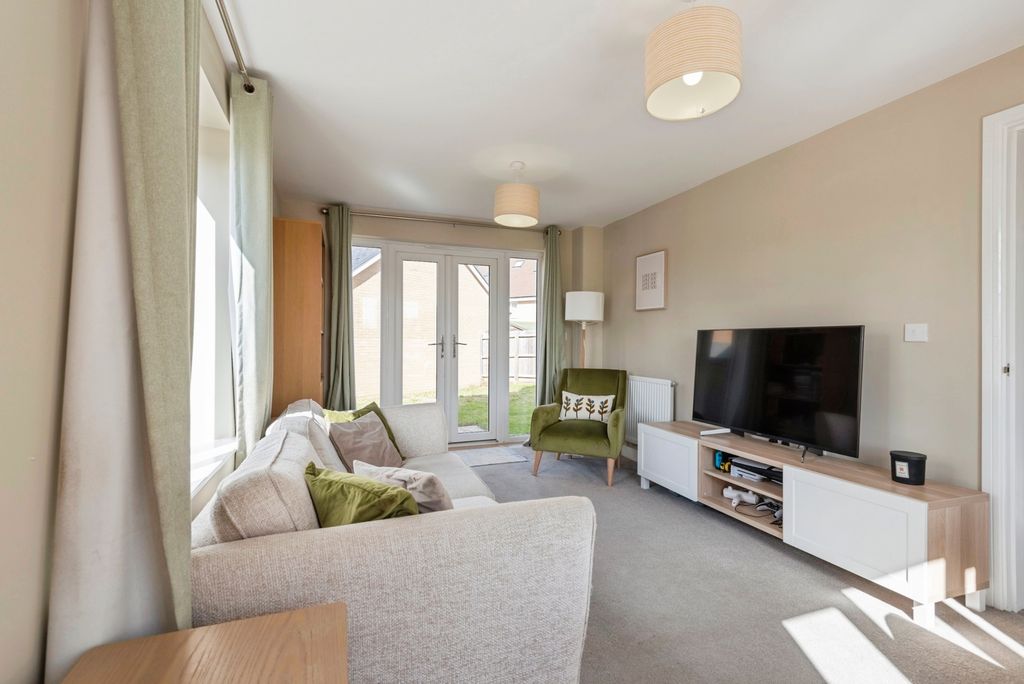 Property photo 3 of 23 Pbox-Img.Jpg