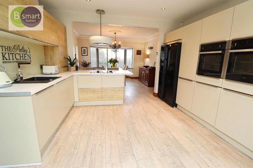 Property photo 3 of 25 Img_2112