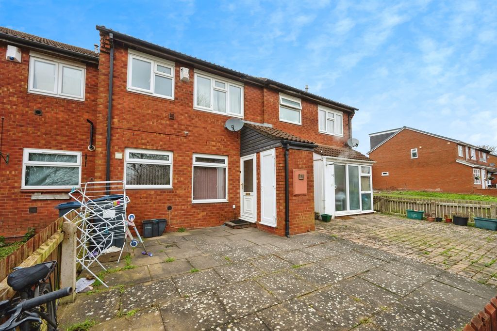 Property photo 1 of 11