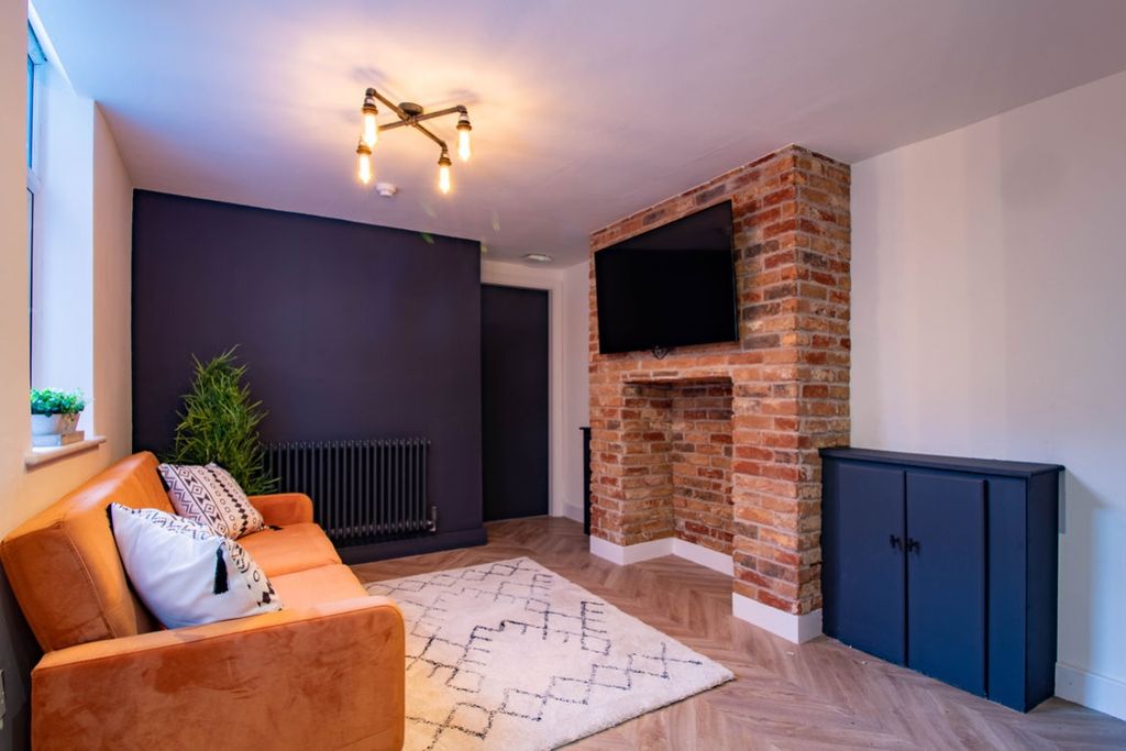 Property photo 1 of 6 Living Room,