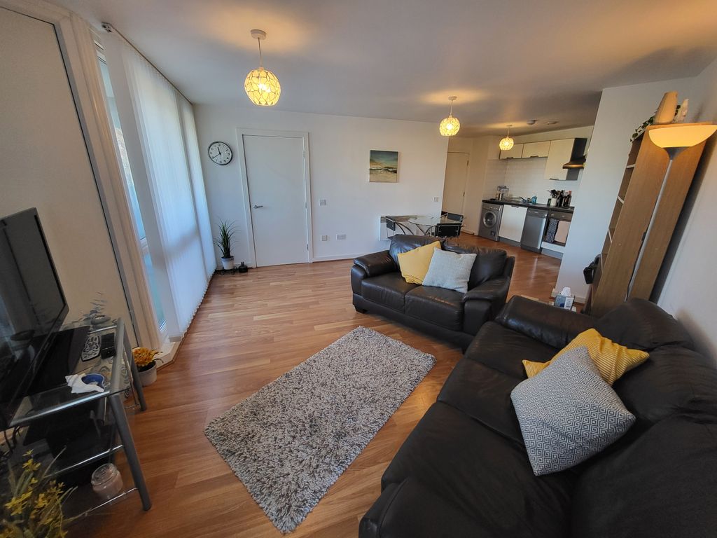 Property photo 2 of 17 Gallery