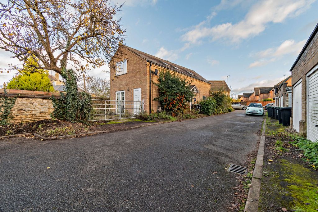 Property photo 2 of 2