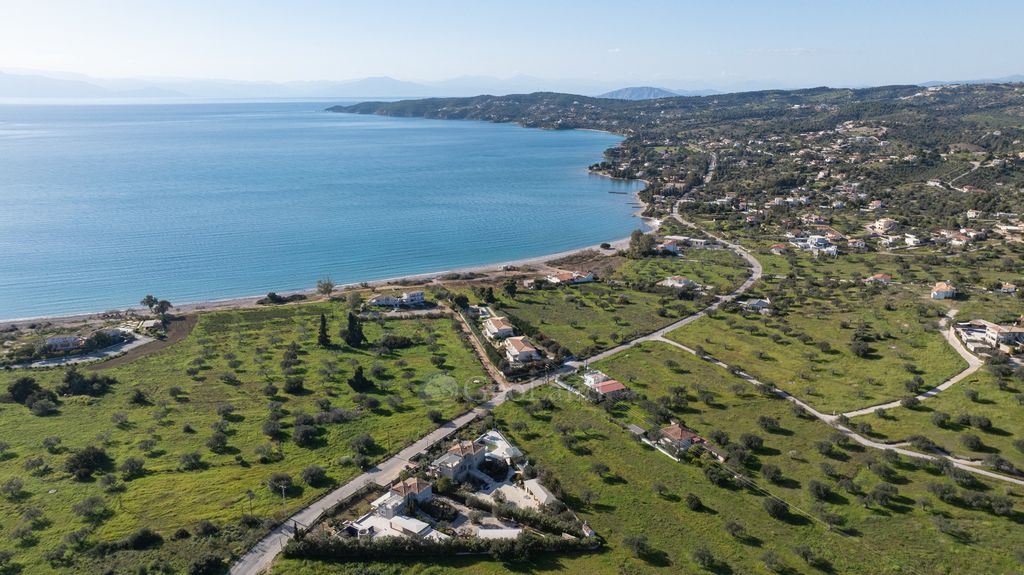 Property photo 2 of 58