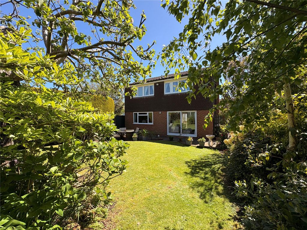 Property photo 2 of 26 Picture No. 33