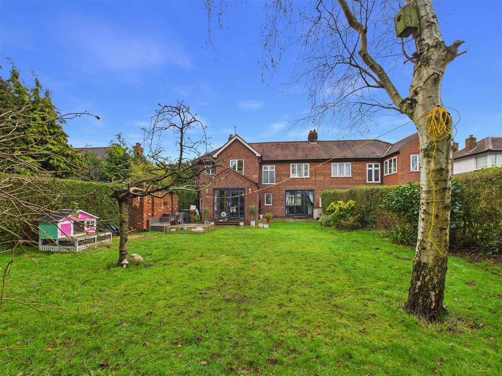 Property photo 1 of 19 Cam05193G0-Pr0089-Still015.Jpg