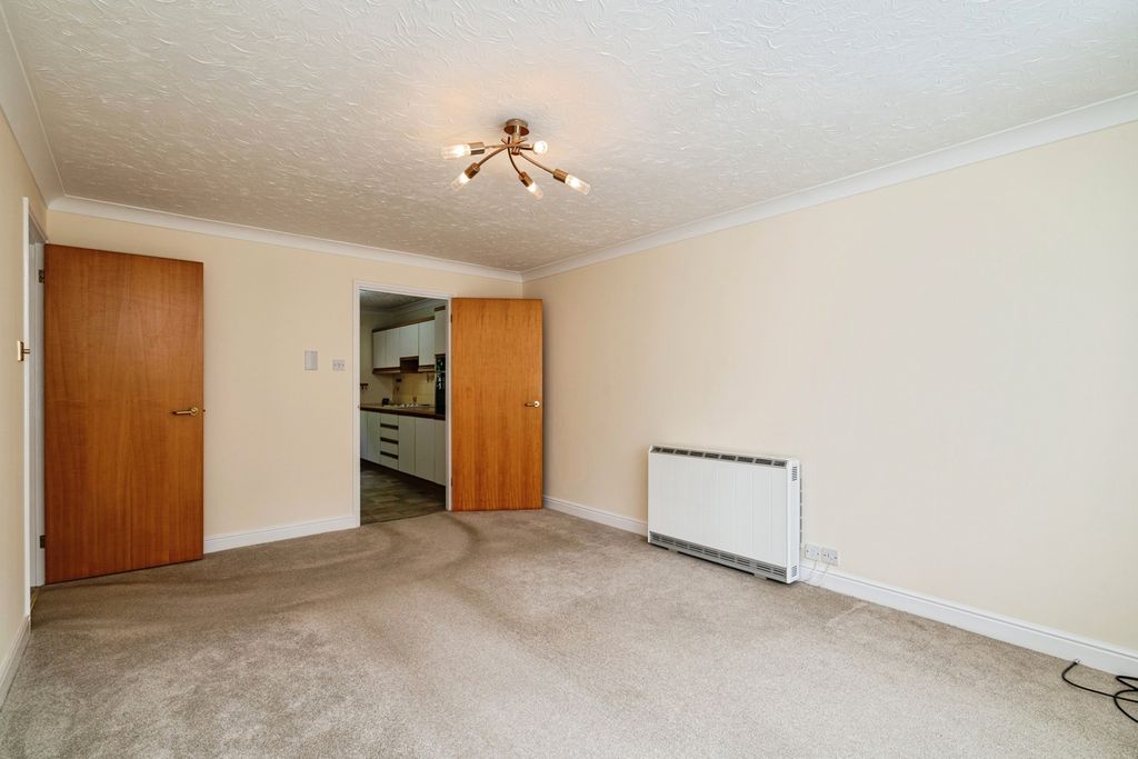 Property photo 2 of 19 Pbox-Img.Jpg