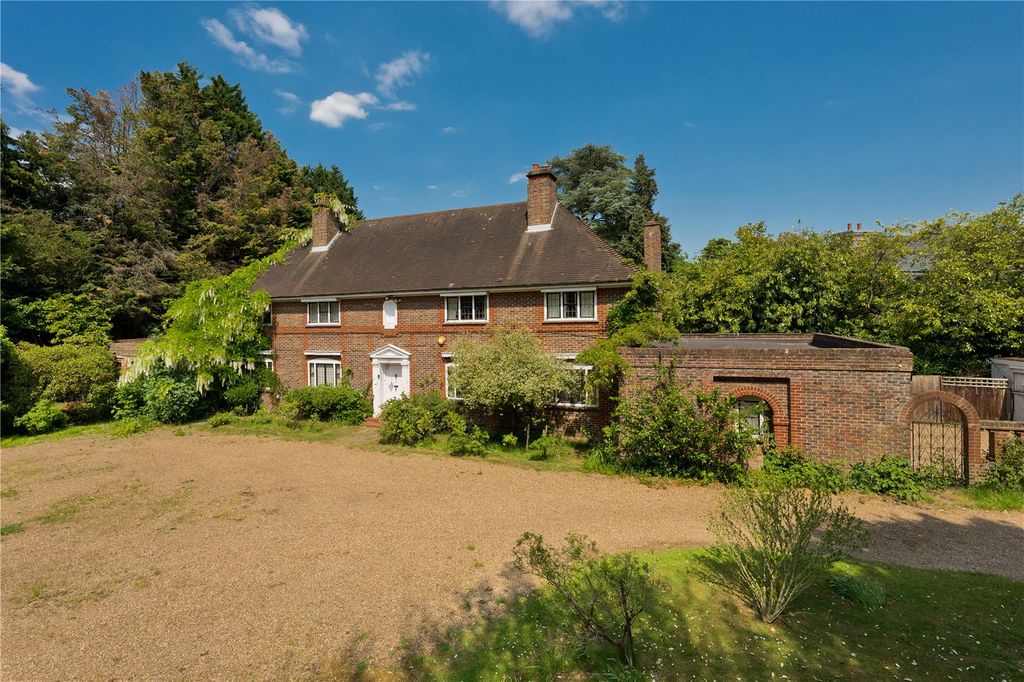 Property photo 2 of 11 Front Elevation