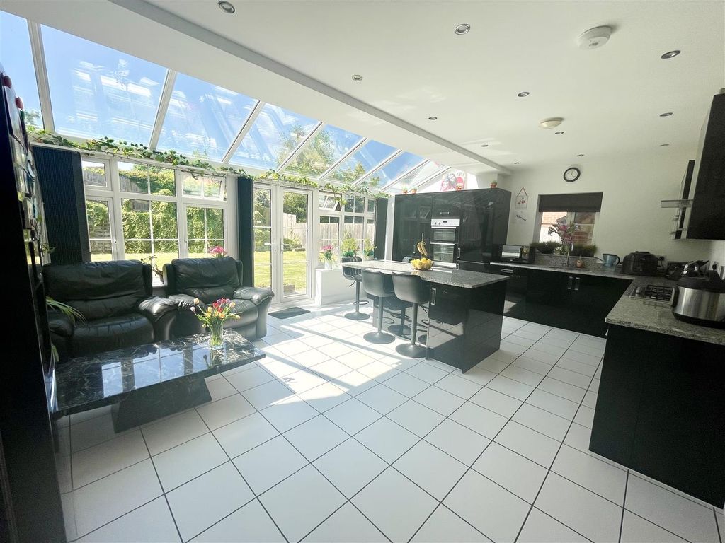 Property photo 3 of 34 Img_2868.Jpg