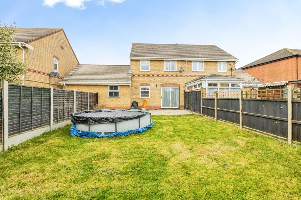 Property photo 2 of 22