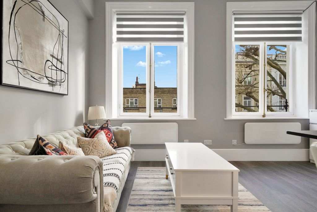 Property photo 2 of 12 Flat 6, 13 Trebovir Road - 2Rmfnmekukwz7Mb68Ik4 (1).Jpg
