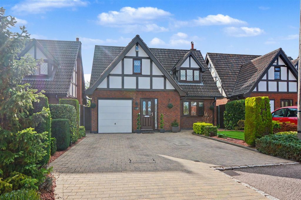 Property photo 1 of 37