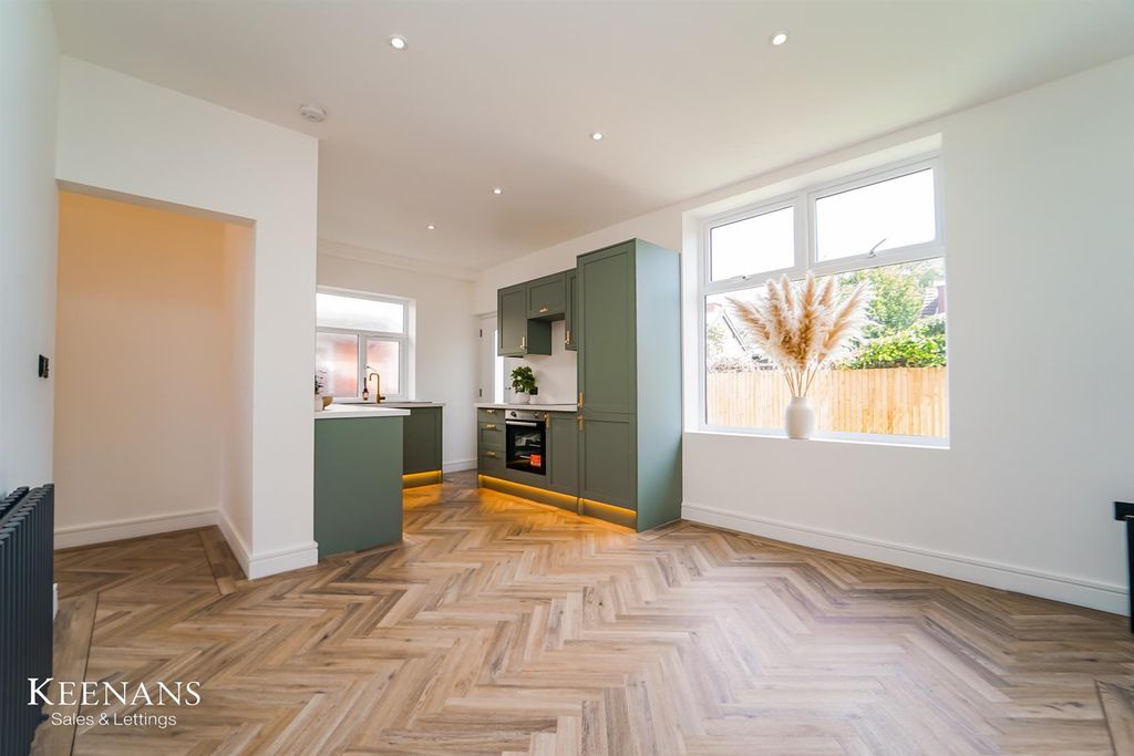 Property photo 2 of 43 1.Jpg