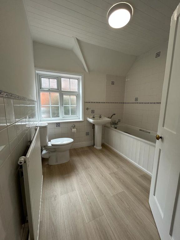 Property photo 2 of 9 Photo-2023-06-08-22-52-57 14